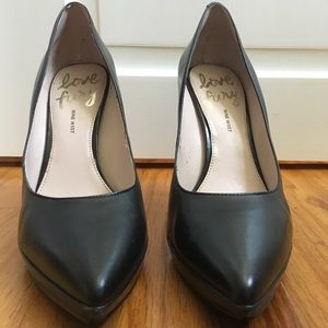 Black Love Fury Nine West High Heel Platform Pump